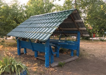 несколько беседок на 10 человек